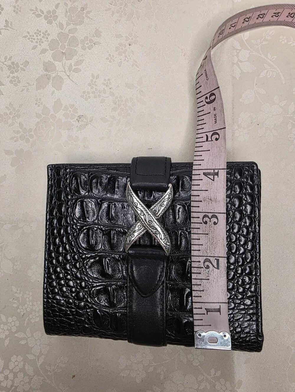 Brighton Black Leather Croc Bifold Wallet Coin Pocket Silver Hardware